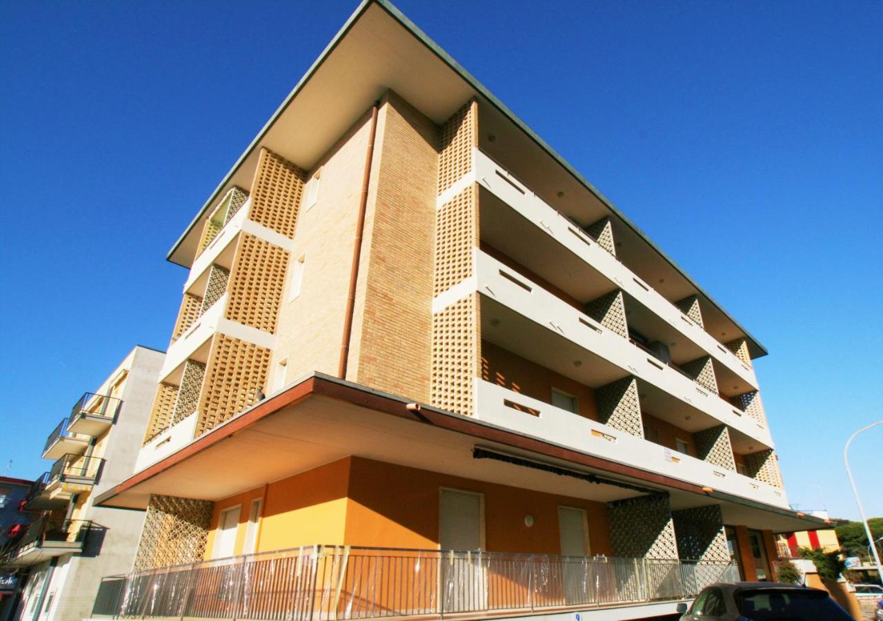 Residence Houston リド・ディ・イエゾロ エクステリア 写真
